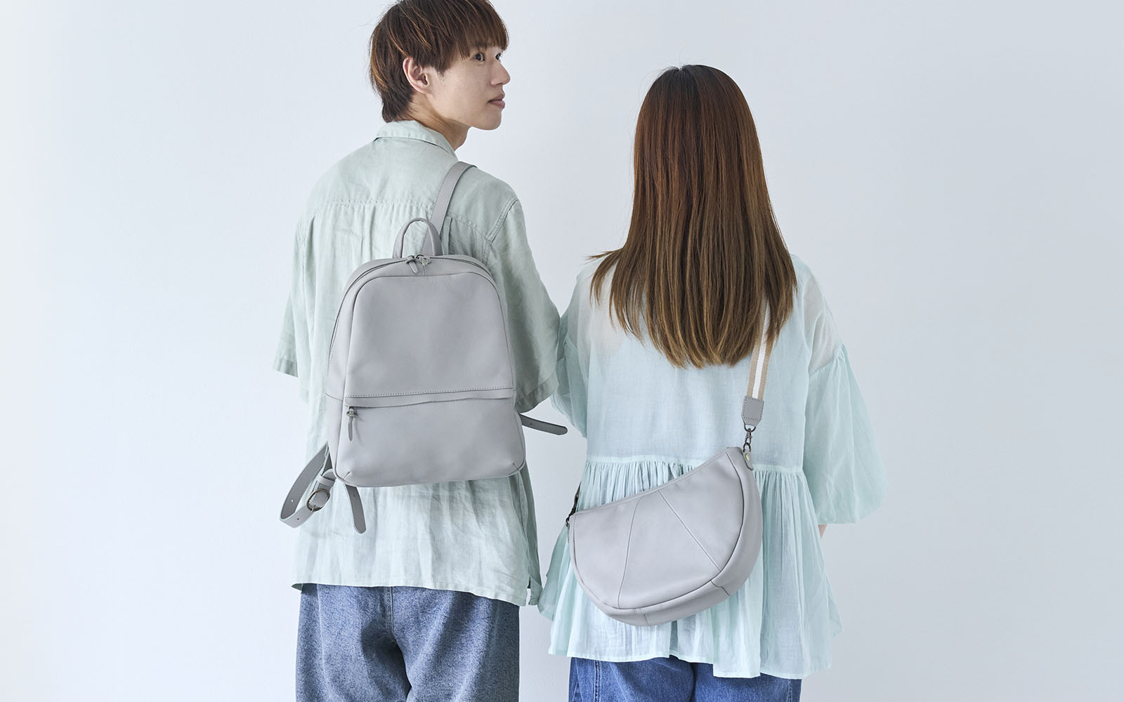 All story スマイルリュックとハチワレショルダーバッグ