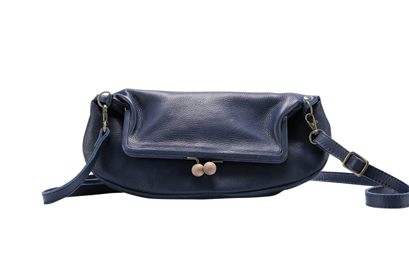 motte wooden clasp Gamaguchi purse / navy