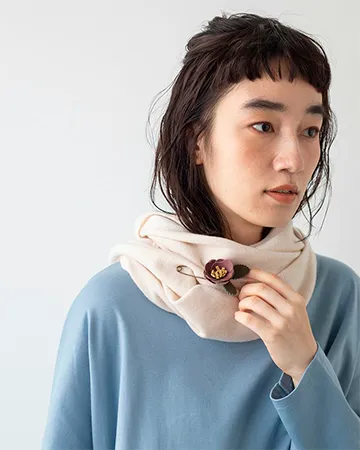 レザーフラワー ショールピン